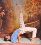 Sethu Bandhasana 1-Híd Egy Lábbal